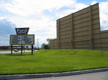 Ford-Wyoming Drive In Dearborn - MARQUEE AND SCREEN - PHOTO FROM WATER WINTER WONDERLAND